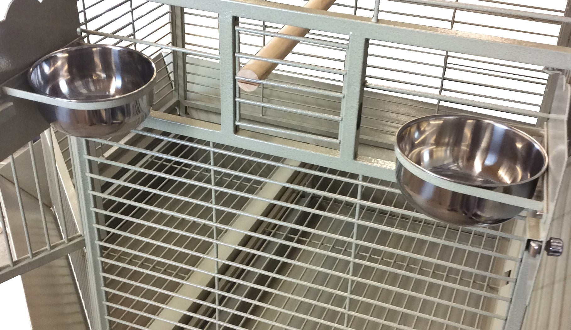 A&E Cage Co. 42" XL Corner Cage
